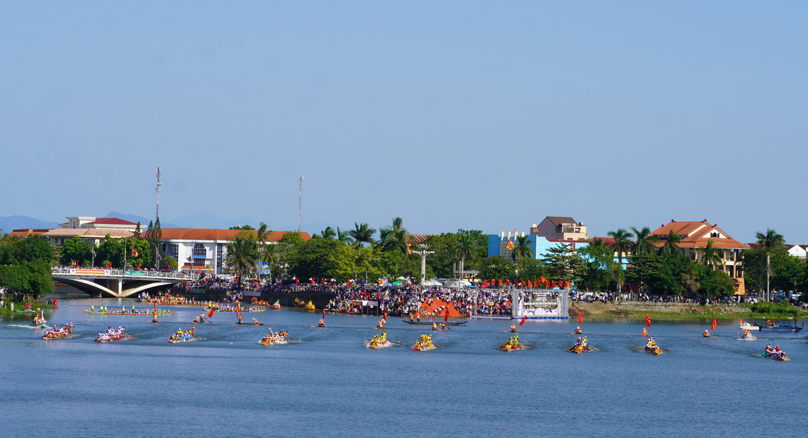 Sôi động Lễ hội đua, bơi thuyền truyền thống trên sông Kiến Giang 2026 Sôi động Lễ hội đua, bơi thuyền truyền thống trên sông Kiến Giang 2026