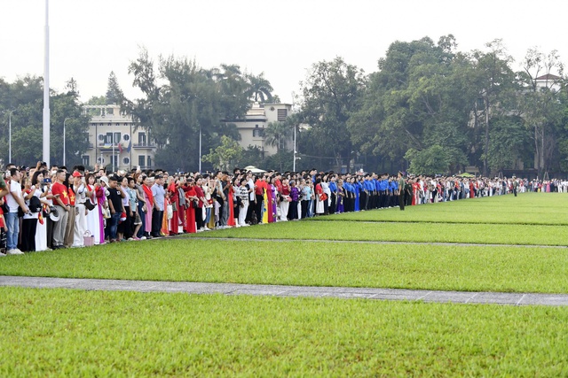 Lễ Thượng cờ đặc biệt trong sáng Quốc khánh tại Quảng trường Ba Đình