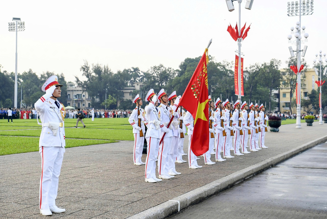 Lễ Thượng cờ đặc biệt trong sáng Quốc khánh tại Quảng trường Ba Đình