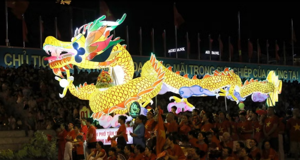 tuyen quang bien ruoc den trung thu thanh san pham du lich dac sac