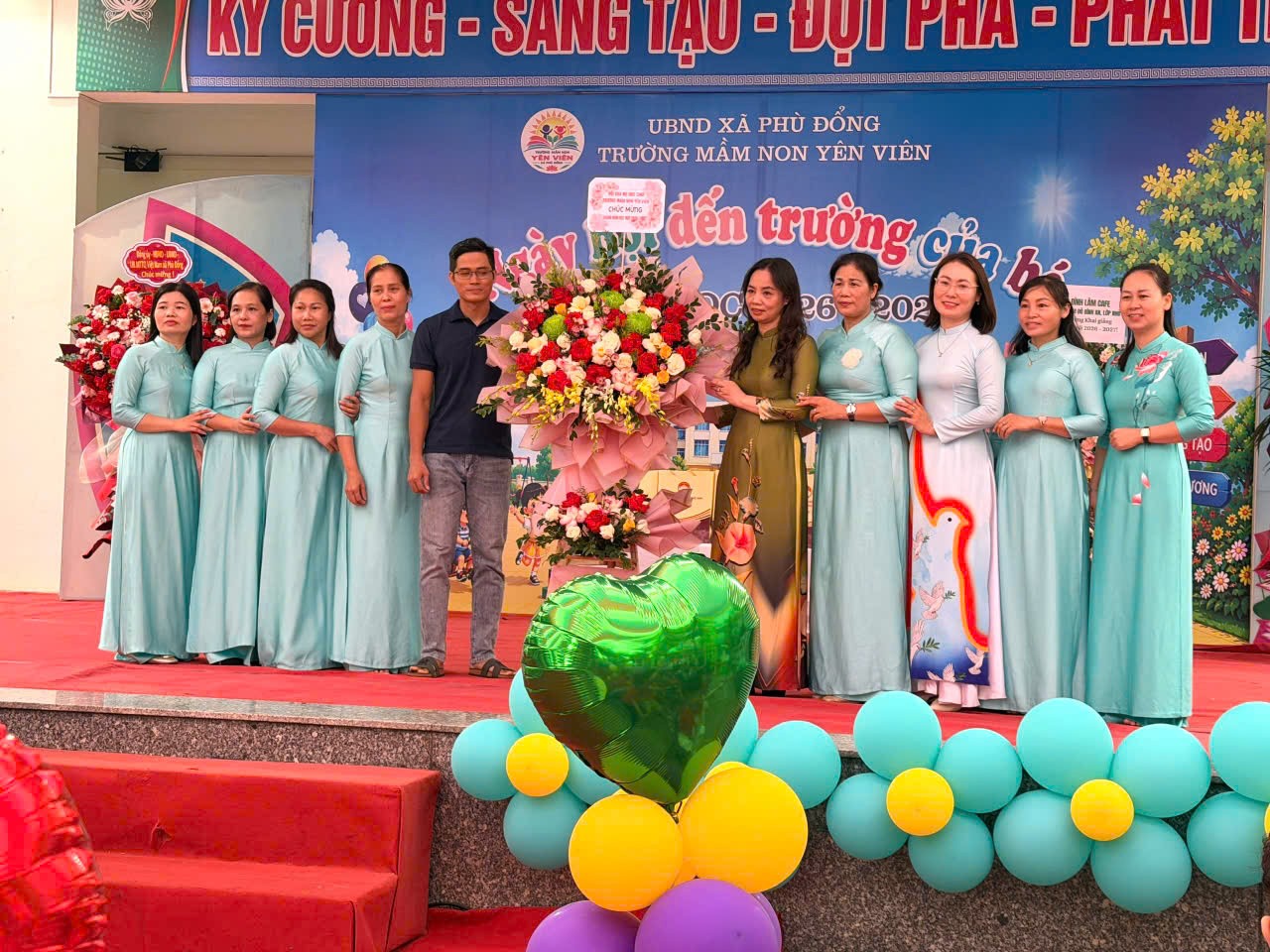 Rộn ràng ngày hội đến trường tại Mầm non Yên Viên - Phân hiệu Hoa Sữa Rộn ràng ngày hội đến trường tại Mầm non Yên Viên - Phân hiệu Hoa Sữa