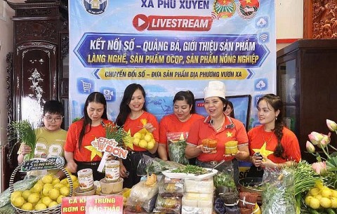 phu xuyen day manh ban hang qua livestream tren nen tang so