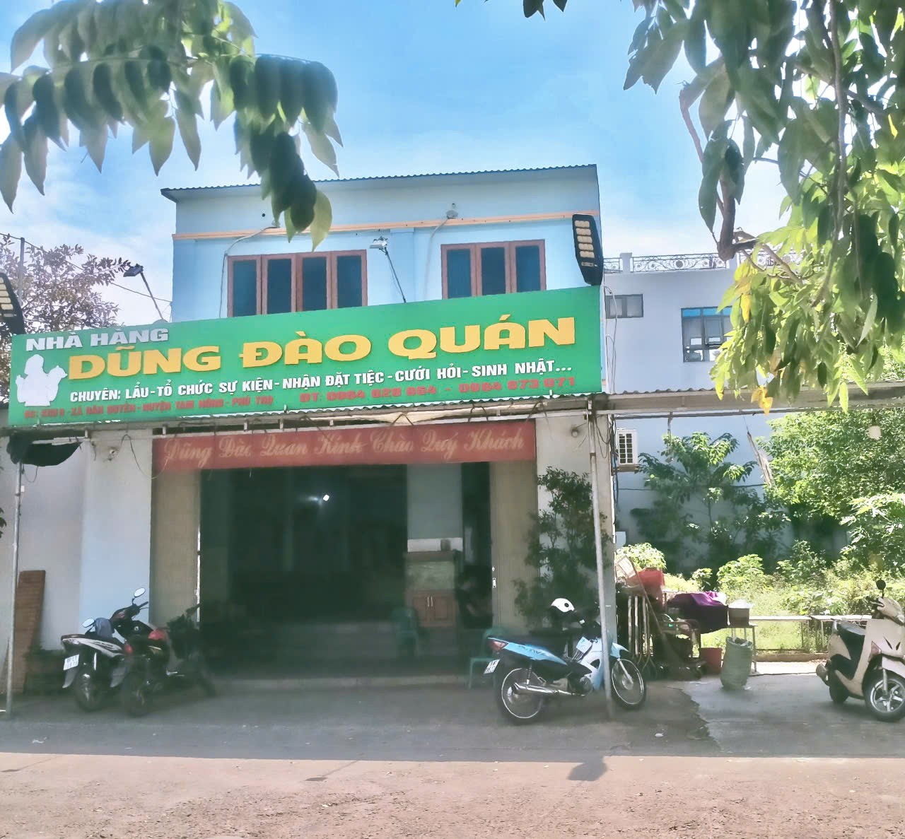 Dũng Đào Quán tại thôn 10, xã Tam Nông, tỉnh Phú Thọ. Dũng Đào Quán tại thôn 10, xã Tam Nông, tỉnh Phú Thọ.