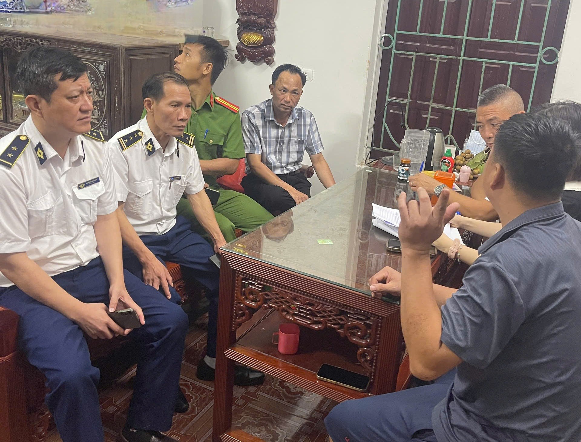 Đoàn kiểm tra số 1 của Sở Nông nghiệp và Môi trường Hà Nội và xã Yên Lãng làm việc, kiểm tra tại cơ sở giết mổ Đỗ Văn Hòa, thôn Trung Hà, xã Yên Lãng Đoàn kiểm tra số 1 của Sở Nông nghiệp và Môi trường Hà Nội và xã Yên Lãng làm việc, kiểm tra tại cơ sở giết mổ Đỗ Văn Hòa, thôn Trung Hà, xã Yên Lãng