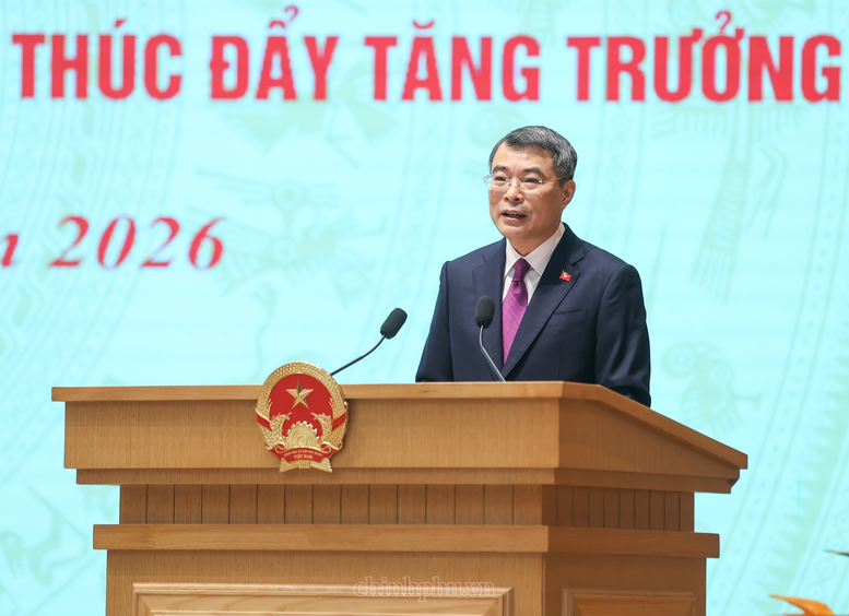 Chính phủ "tháo gỡ đến cùng" để doanh nghiệp tự mình đi tới