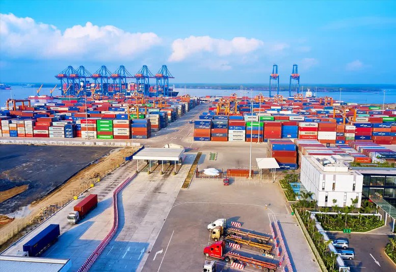 Chính phủ "tháo gỡ đến cùng" để doanh nghiệp tự mình đi tới