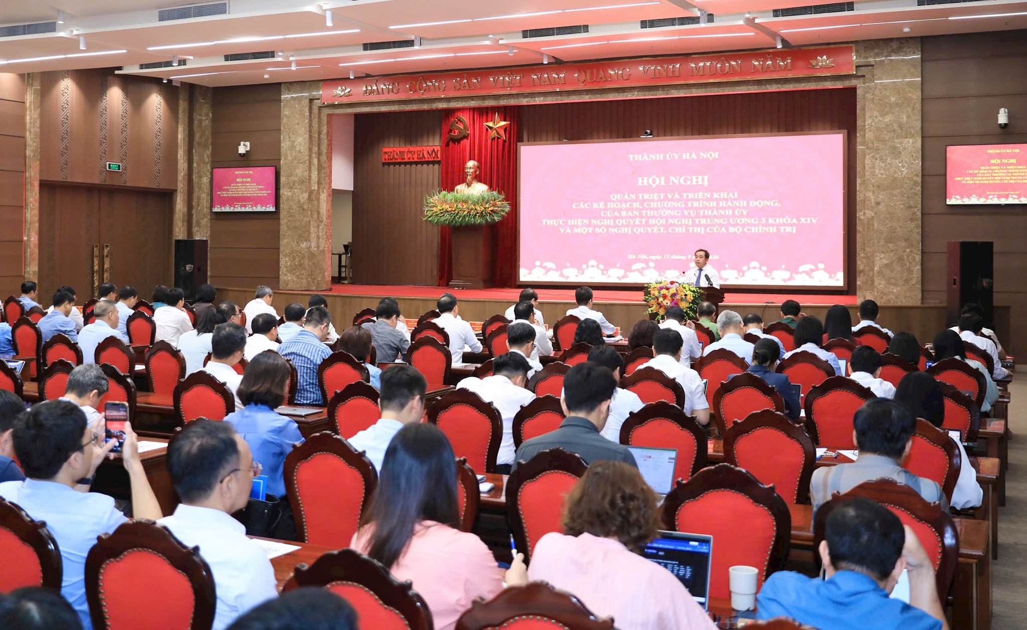 Phát triển Thủ đô xứng đáng với vị thế đặc biệt và sự tin tưởng của Trung ương