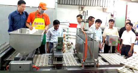 Vĩnh Long tiếp sức cho sản xuất nông thôn từ nguồn vốn khuyến công Vĩnh Long tiếp sức cho sản xuất nông thôn từ nguồn vốn khuyến công