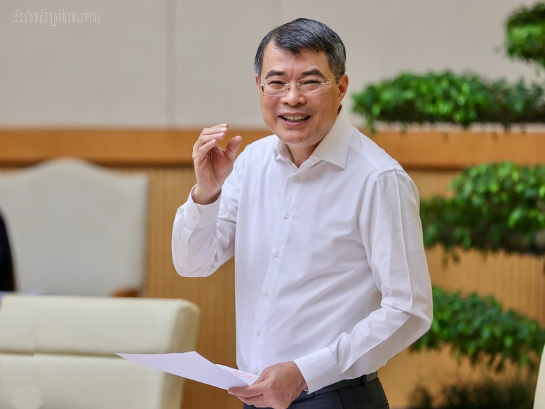 Thủ tướng: Tuyệt đối không để lợi ích cục bộ, lợi ích ngành, lợi ích nhóm chi phối chính sách