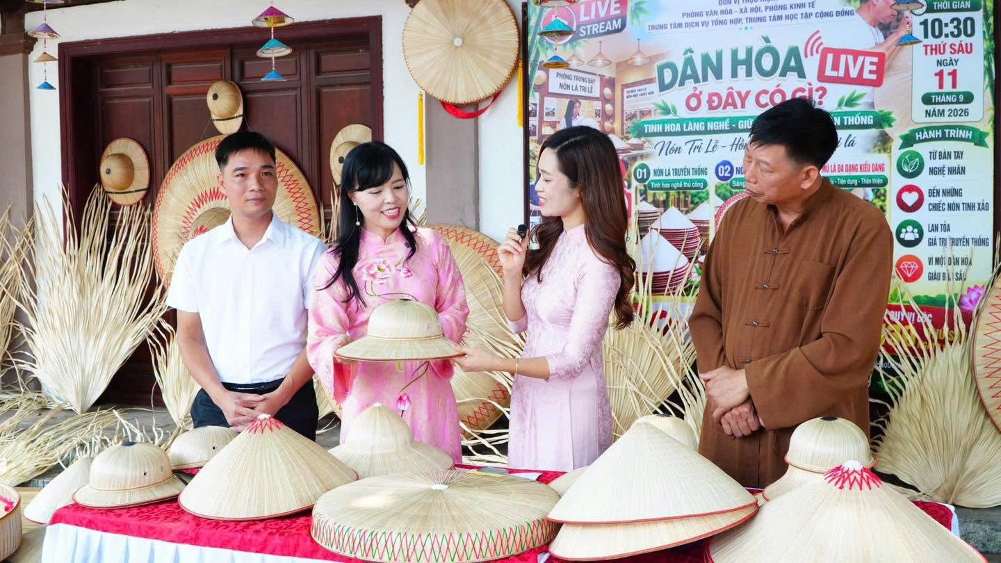 Làng nghề chuyển mình trong dòng chảy số Làng nghề chuyển mình trong dòng chảy số
