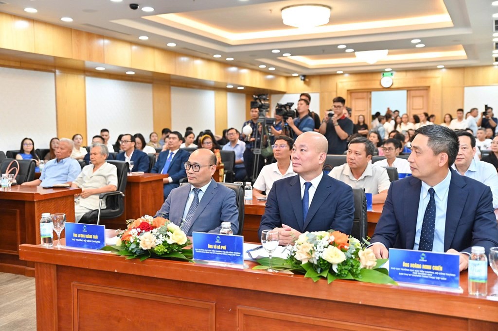Các đại biểu tham dự cuộc họp. Ảnh: Bộ Công Thương