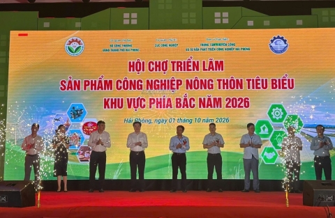 Gần 500 gian hàng tham gia Hội chợ triển lãm hàng công nghiệp nông thôn tiêu biểu khu vực phía Bắc năm 2026