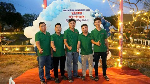viet nam 24h cau noi truyen thong so cho doanh nghiep viet