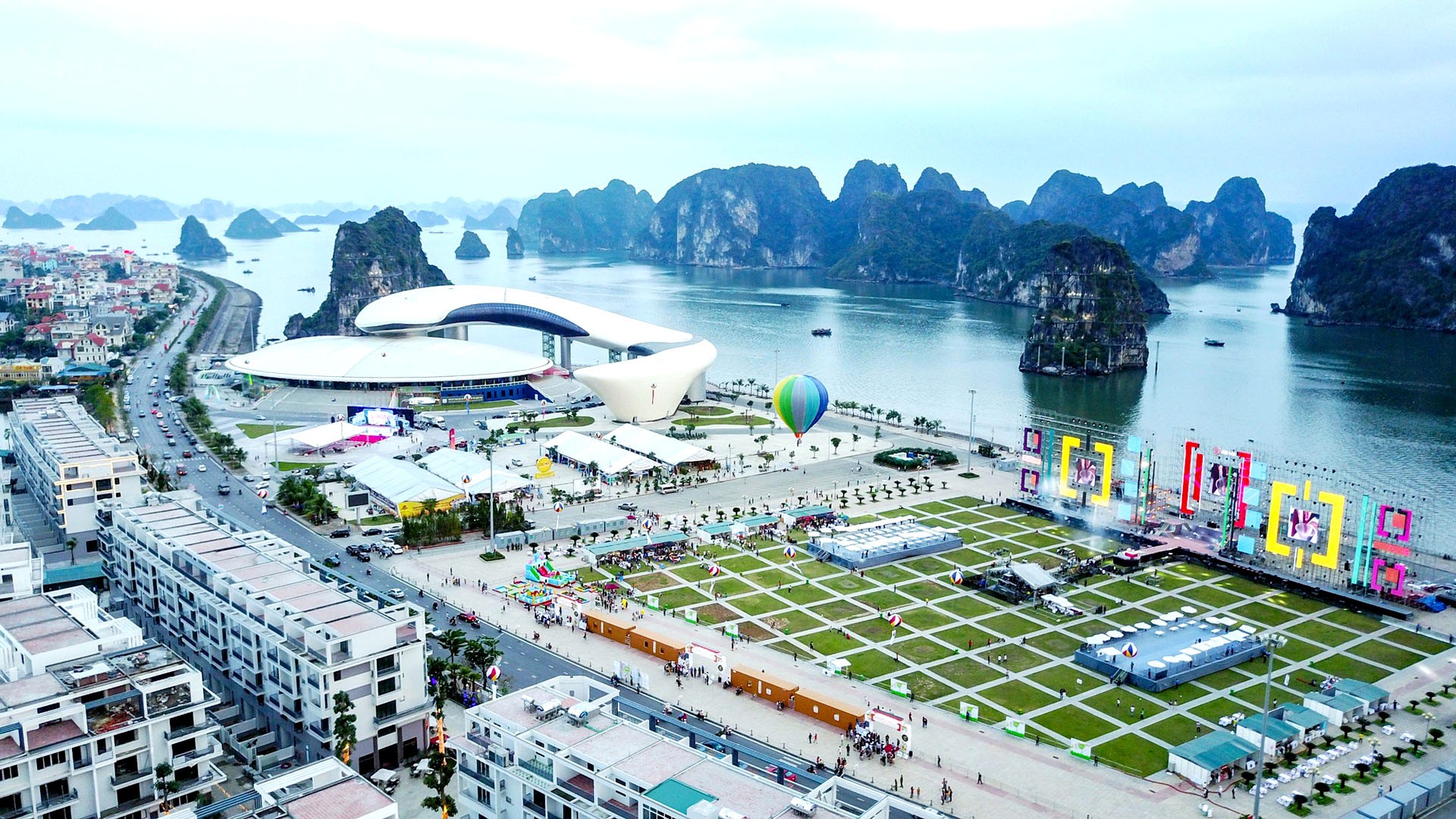 Quảng Ninh dẫn đầu cả nước về tăng trưởng kinh tế 9 tháng đầu năm
