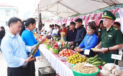 nghia thuan quang ba ocop du lich qua ngay hoi van hoa cac dan toc