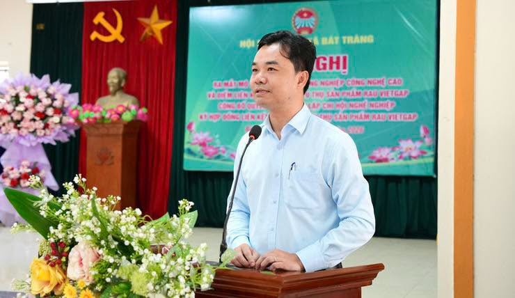 Đồng chí Hoàng Anh Tú- Phó Bí thư Thường trực Đảng ủy, Chủ tịch HĐND xã phát biểu Đồng chí Hoàng Anh Tú- Phó Bí thư Thường trực Đảng ủy, Chủ tịch HĐND xã phát biểu