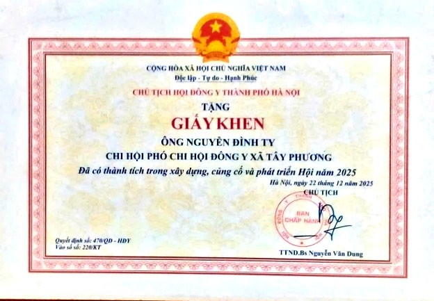 Tấm gương vợ chồng già cao tuổi mẫu mực nơi đất nghề Tấm gương vợ chồng già cao tuổi mẫu mực nơi đất nghề