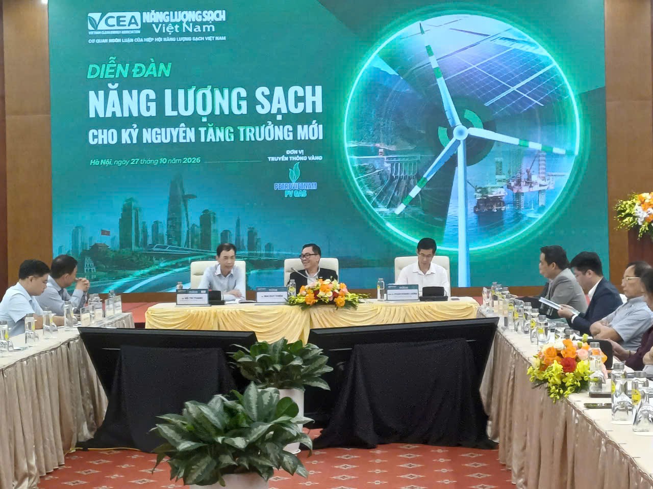 Các đại biểu tại Diễn đàn