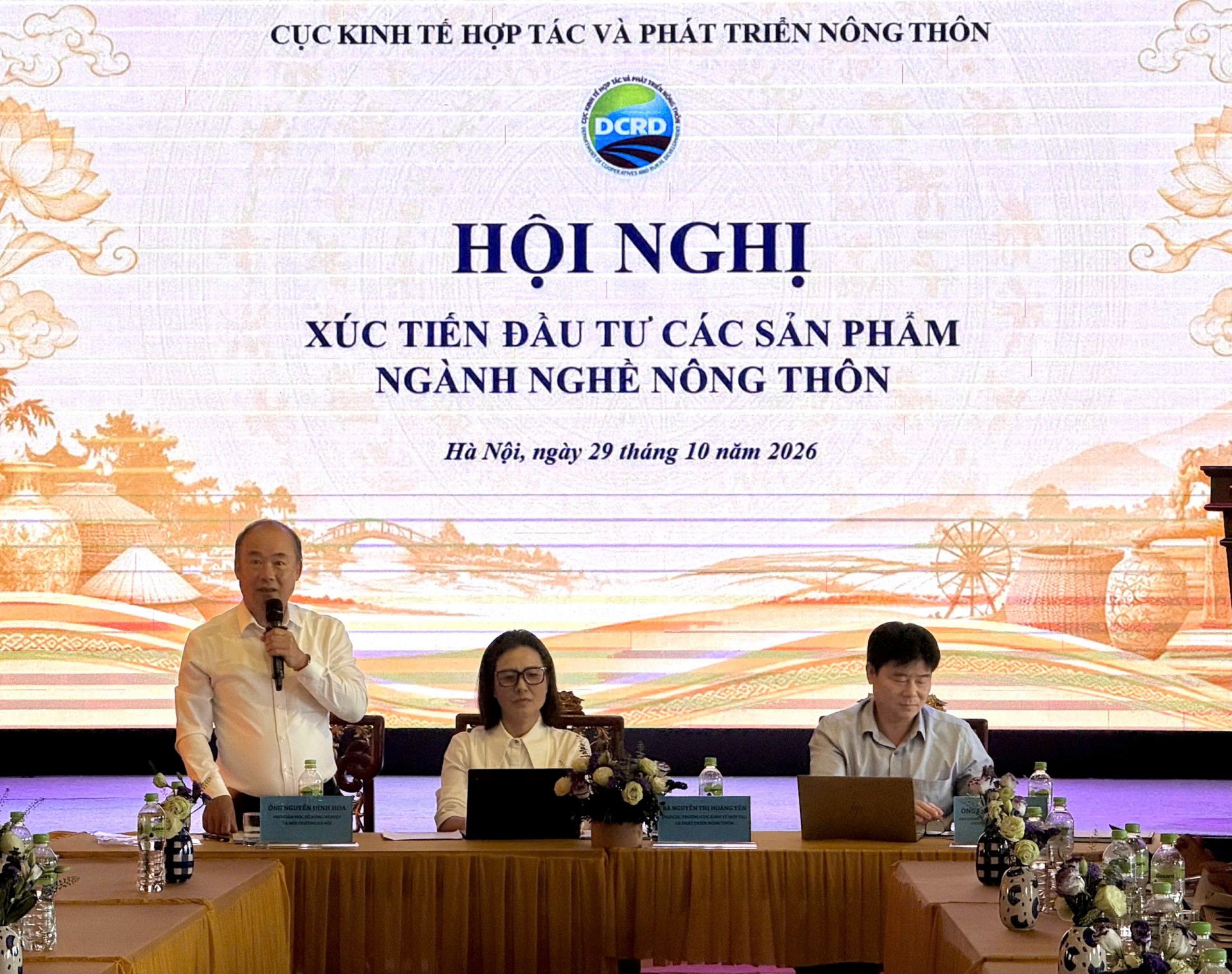 Thu hút đầu tư phát triển ngành nghề nông thôn: Gỡ điểm nghẽn, nâng tầm giá trị làng nghề Thu hút đầu tư phát triển ngành nghề nông thôn: Gỡ điểm nghẽn, nâng tầm giá trị làng nghề