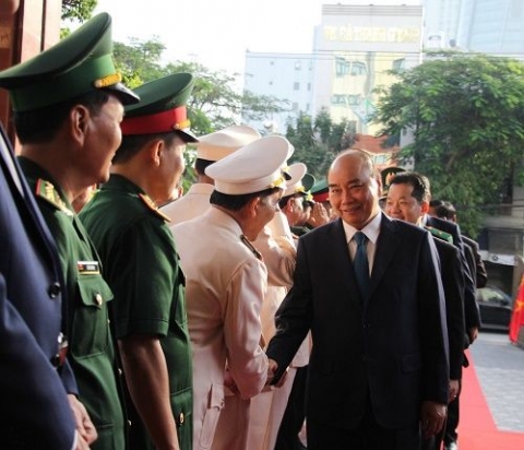 thu tuong nguyen xuan phuc chuc tet luc luong vu trang va nhan dan tp da nang