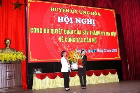 dong chi bui thi thu hien duoc dieu dong phan cong lam bi thu huyen uy ung hoa