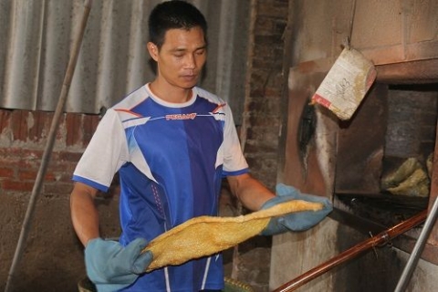 nghe lam bi lon thanh mon bong tha truyen thong o hung yen