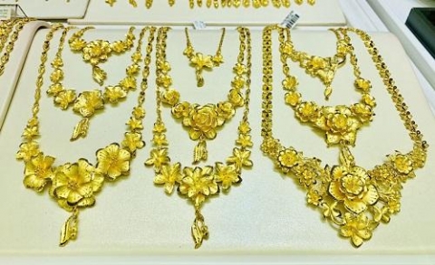 gia vang hom nay 131 quanh muc 56 trieu dongluong