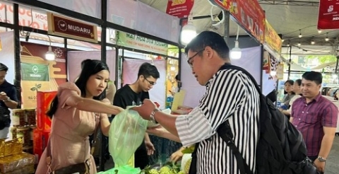 khoang 20 gian hang tham gia khai mac hoi cho xuan 2023 tai tp can tho