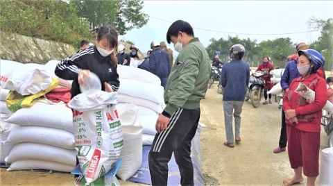 xuat cap hon 5700 tan gao ho tro nguoi dan an tet