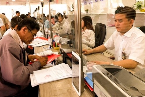 tp hcm chi hon 2300 ty dong tang thu nhap cho can bo