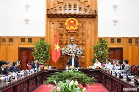 thu tuong lam viec ve tinh hinh gia gao giam