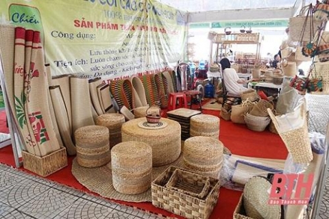 thanh hoa quan tam phat trien cac nghe va lang nghe tieu thu cong nghiep