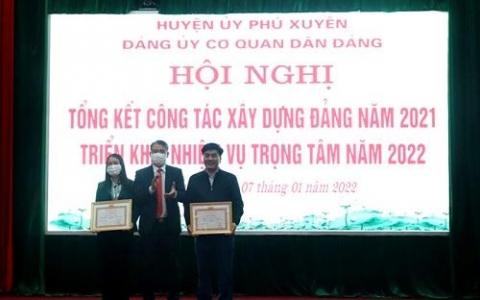 dang uy co quan dan dang huyen phu xuyen ha noi hoan thanh xuat sac nhiem vu trong nam 2021