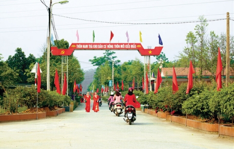 ha tinh xa dat nong thon moi kieu mau duoc thuong 2 ty dong