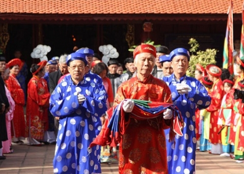 ha noi ho tro nghe nhan trong linh vuc van hoa phi vat the