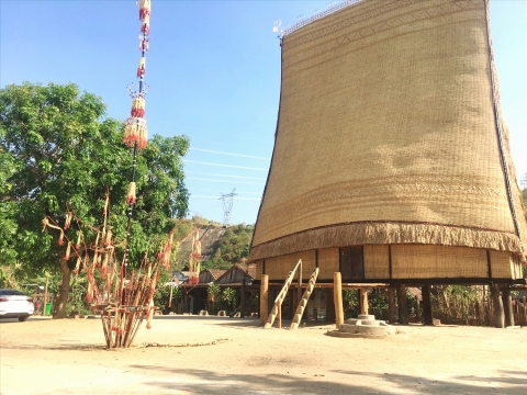 kon tum lang van hoa du lich cong dong kon ko tu