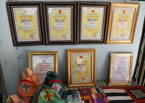 ha giang phan dau phat trien moi 50 san pham ocop dat tu 3 sao tro len