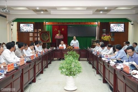 thu tuong lam viec voi lanh dao tinh soc trang