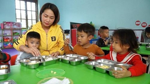 quang ninh van yen phan dau ve dich nong thon moi
