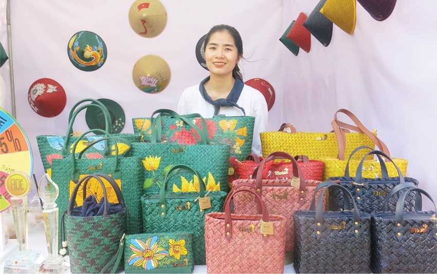 Thừa Thiên Huế: Thương mại điện tử đưa sản phẩm làng nghề truyền thống vươn xa