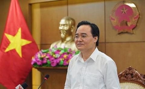 bo truong gd dt cac truong phai xem xet ky khi dua ra phuong an thi rieng