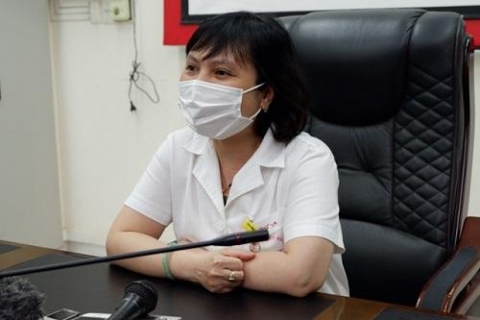 sot xuat huyet vao mua khong chu quan khi co dau hieu sot met moi