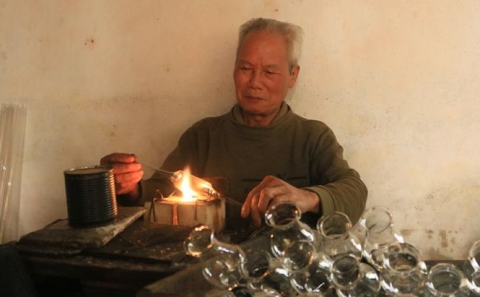 nghe thoi thuy tinh o xa thong nhat