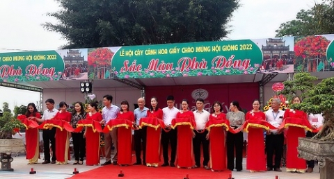 ha noi le hoi giong den phu dong nam 2022