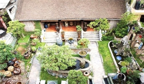 gom bat trang va cuoc da o choi cung van hoa y