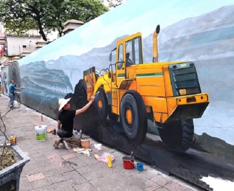 quang ninh khai truong pho di bo pho dem tho mo cam pha vao ngay 195