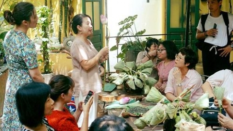 tra sen xoi ha noi net van hoa ket noi qua khu va hien tai
