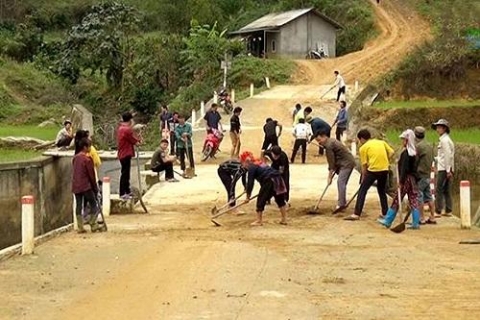 huyen van ban tinh lao cai thanh qua nong thon moi o tan thuong