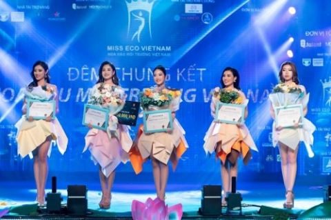 nguoi dep den tu ben tre dang quang hoa hau moi truong viet nam nam 2022