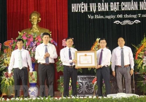 huyen vu ban nam dinh dat chuan nong thon moi